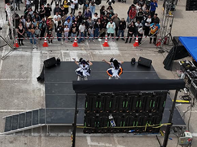 Arriendo de tarima para acto de colegio